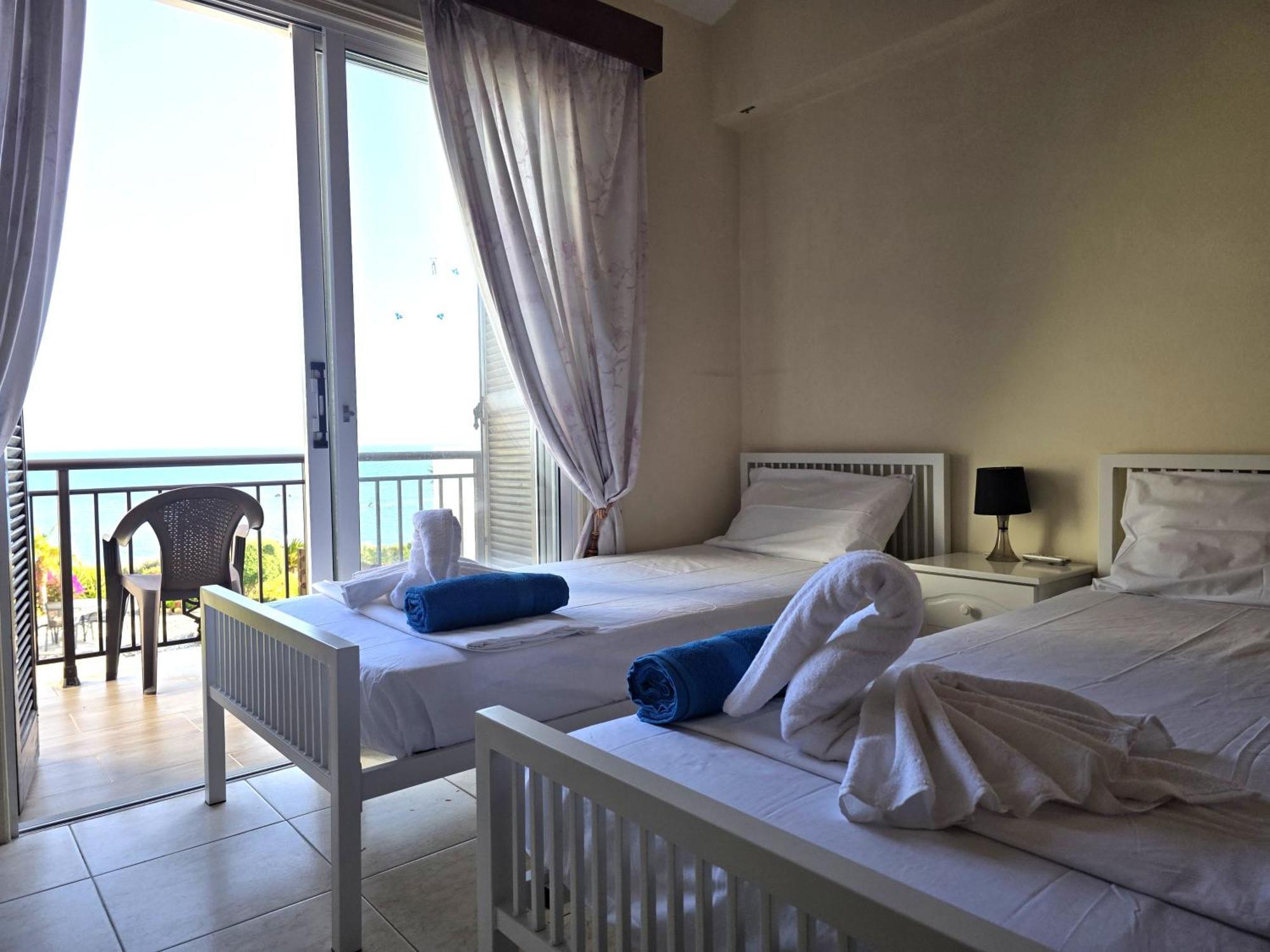 H&O Sunrise Villa In Coral Bay! Exteriör bild